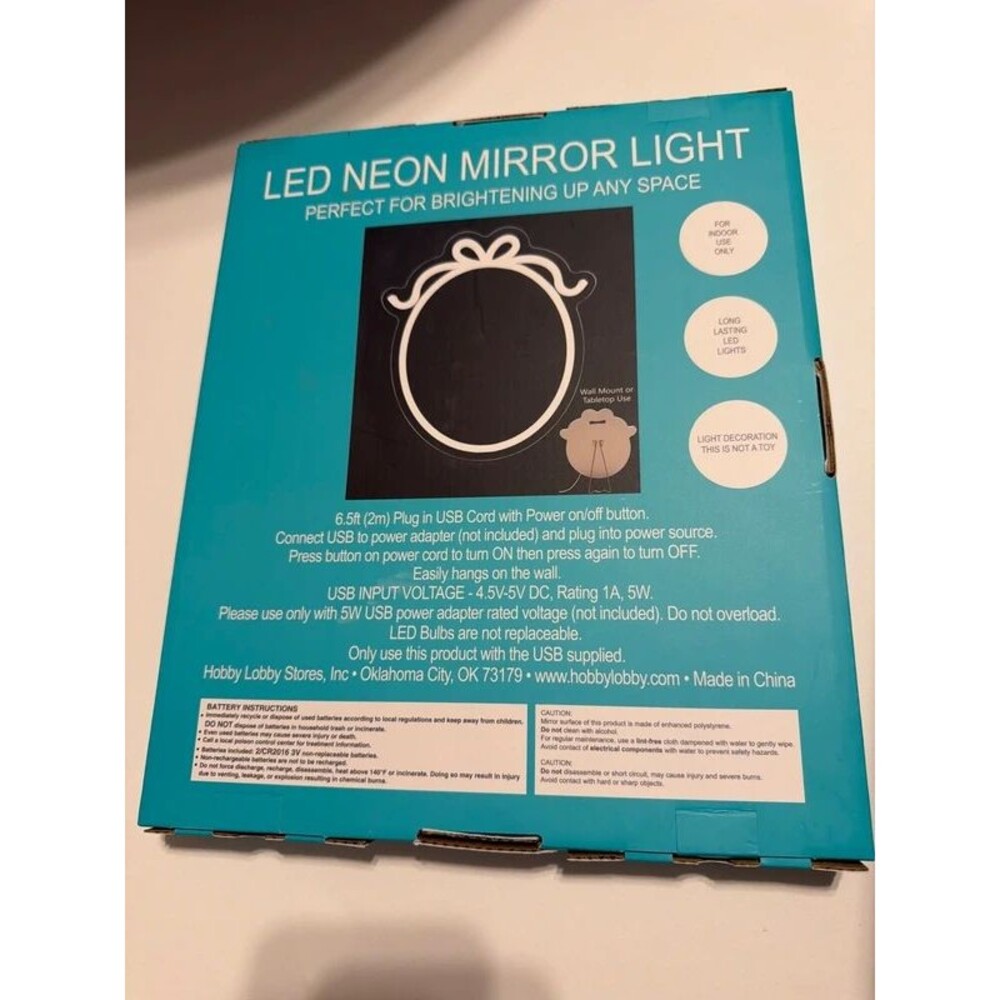 Light up LED mirror - Picture 2 of 2